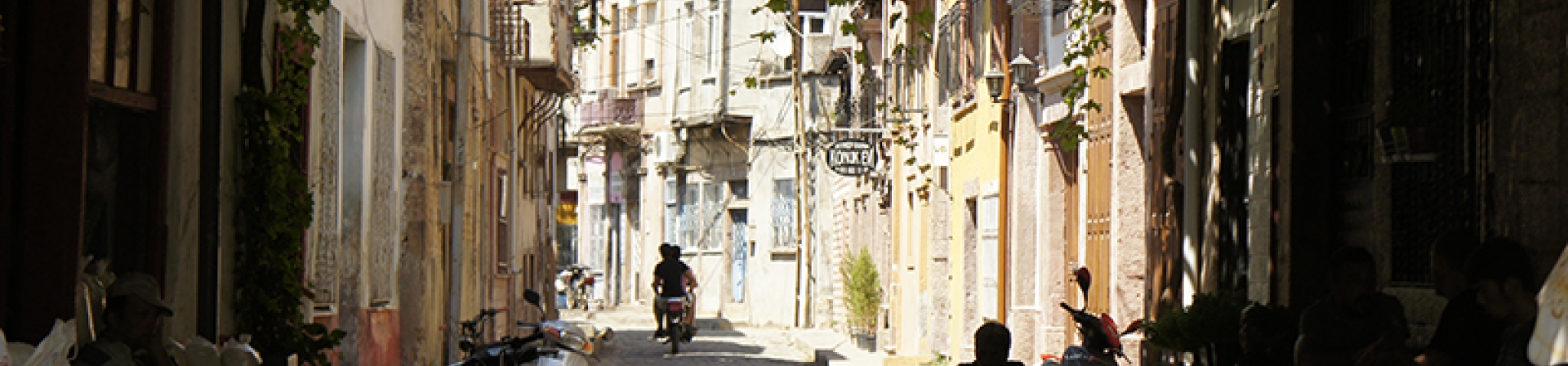 Ayvalık kültür aksını oluşturuyor