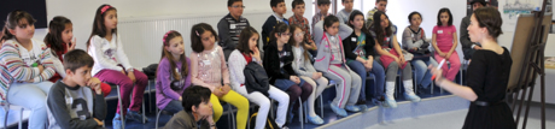 Çanakkale Çocuk Bienali’nde bir “maskeli balo”