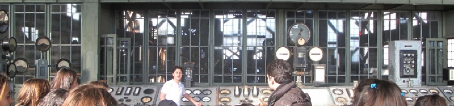 Eğitim ve etkinlikler sürüyor