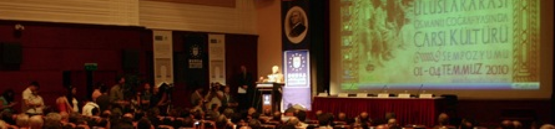 'Osmanlı Coğrafyasında Çarşı Kültürü' Bursa'da Konuşuldu: Anadolu, Balkanlar ve Ortadoğu’nun tarihi çarşıları değerlendirildi 