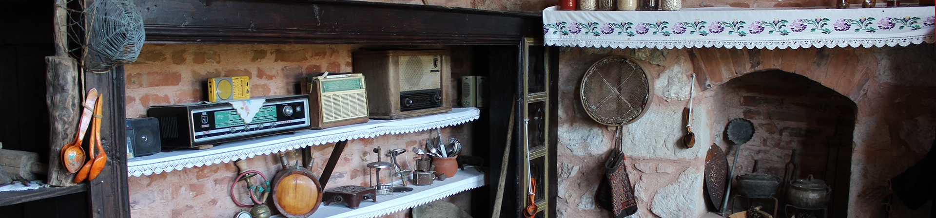 Akbaş Köyünün Yadigârları Tarihi Okulda